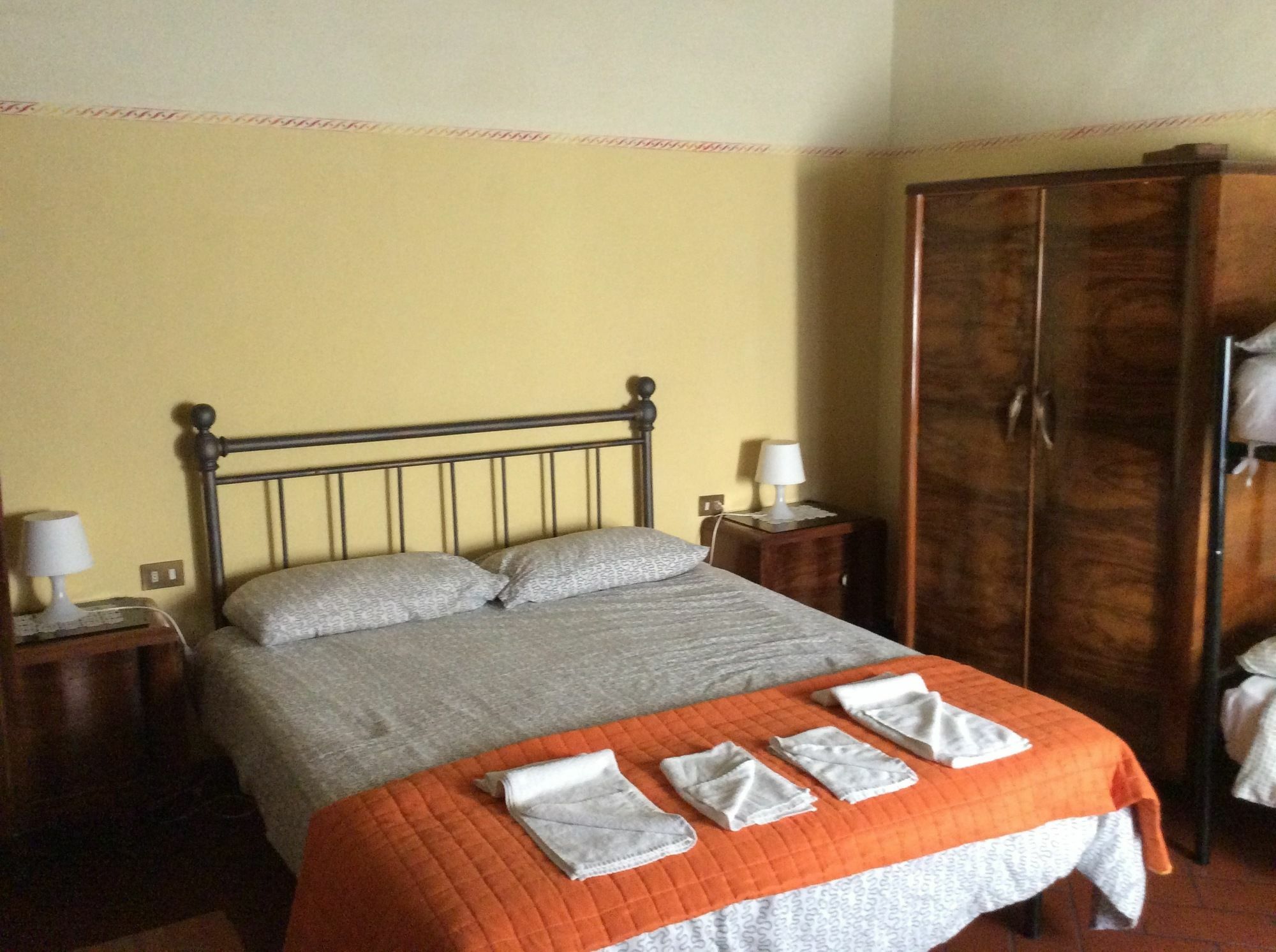 B&B E Locazioni Turistiche Antico Borgo Toscano Montecatini Terme Buitenkant foto